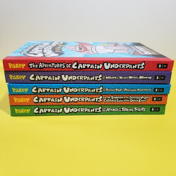 The adventures of Captain Underpants ( books are like new co - Picture 2 of 7